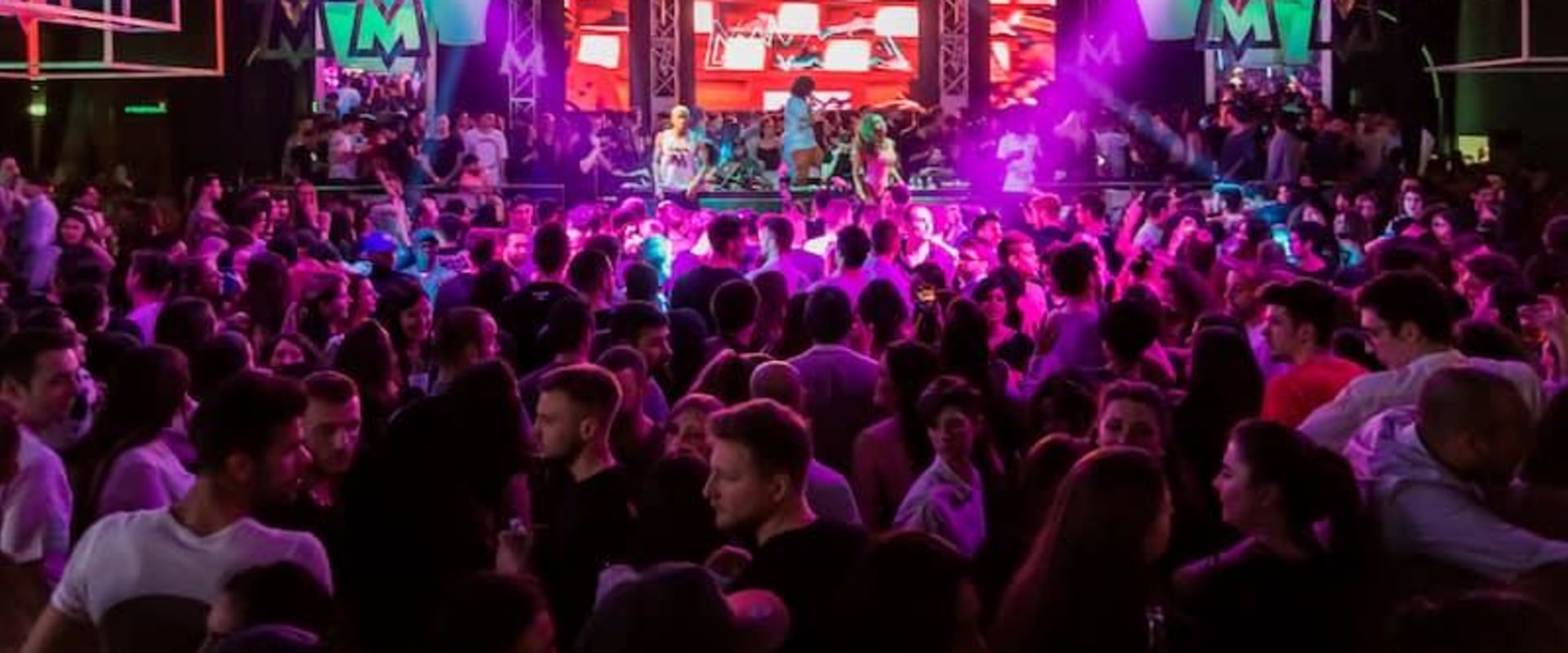 Experience the Vibrant Dance Club Scene in Kansas City
